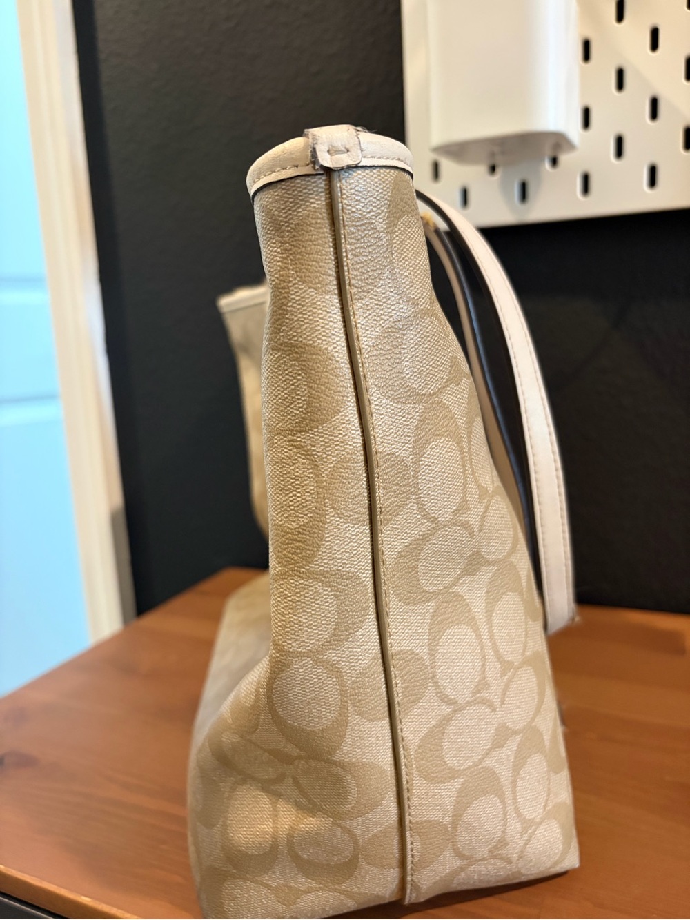 Coach Tan Signature Canvas Tote with Cream Trim khaki tote bag authentic USED - Picture 15 of 15